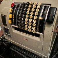 Registratore di cassa RIV vintage