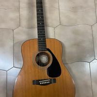 Chitarra acustica YAMAHA FG-402
