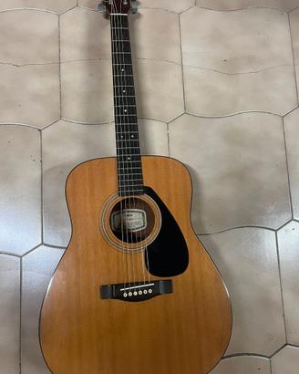 Chitarra acustica YAMAHA FG-402