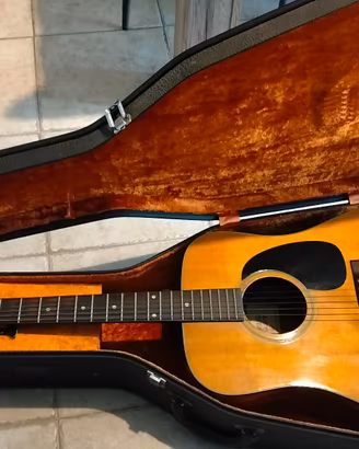 Chitarra acustica Kasuga D212