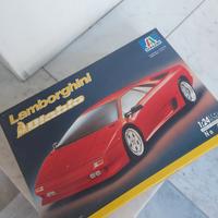 Lamborghini Diablo kit da montare 1/24 Italeri