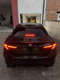 Alfa giulia 2.2 180cv