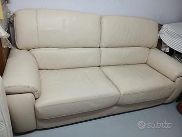 Divano in pelle 