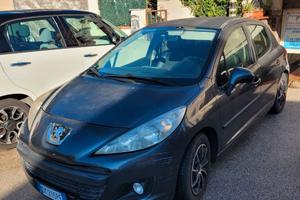 Peugeot 207 Benzina/GPL  145.000 km veri