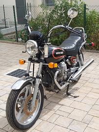 Moto Guzzi 350 Custom