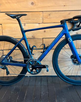 Bicicletta da corsa SCOTT ADDICT RC 30 2021