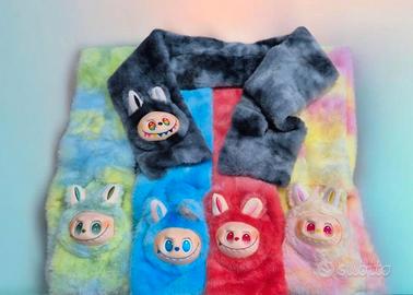 sciarpa labubu peluche 