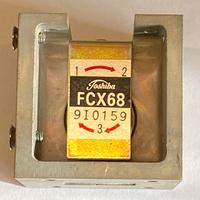 Circolatore in guida d'onda 10 GHz FCX68 Toshiba