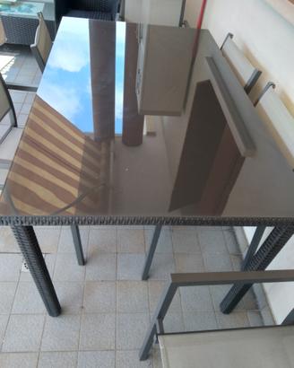 Tavolo da esterno