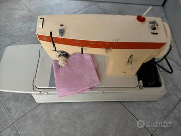 Macchina da cucire Singer mod. 367