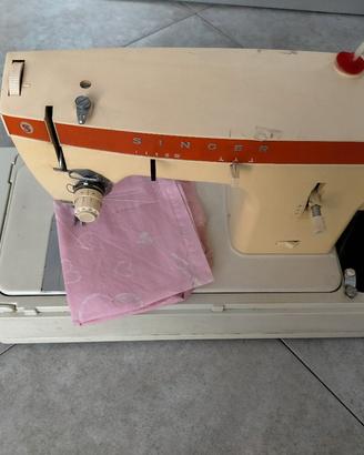 Macchina da cucire Singer mod. 367