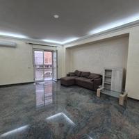 Ampio appartamento arredato con terrazza