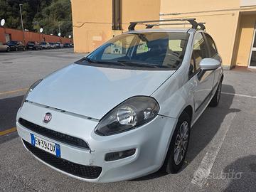 Fiat grande punto anno  2012 euro 5b