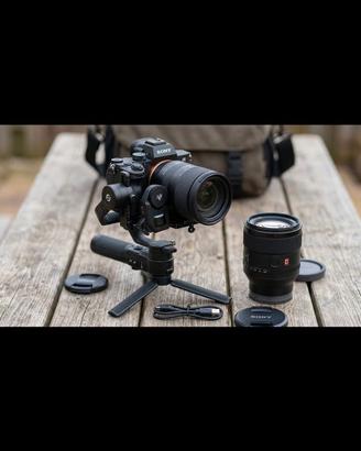Sony a7iv più obiettivi e attrezzatura