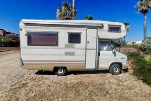 FIAT 280 MAT DETHLEFFS (1.2 GLOBETROTTER SD €7500
