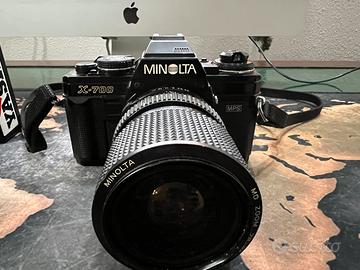 Macchina fotografica MINOLTA 28-58mm + strabilitz
