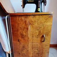 Macchina da cucire Vintage “William” con mobile