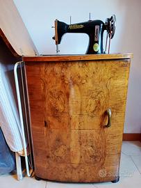 Macchina da cucire Vintage “William” con mobile