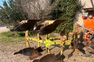 Aratro bimovere piccioni