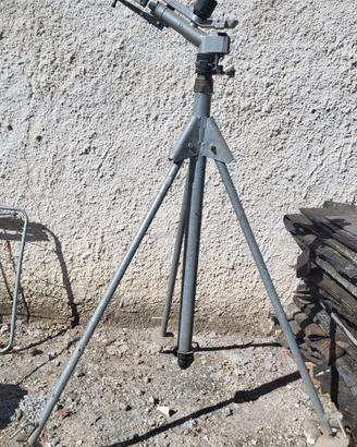 Irrigatore a battente su treppiede – professionale