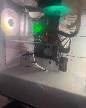 PC Gaming i5-11600KF + RTX 3050 8GB
