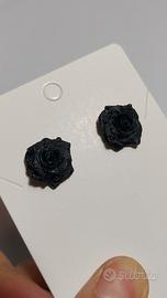 orecchini artigianali  rose nere