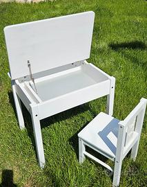 Scrivania e sedia per bambini Ikea sundvik