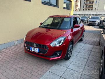 SUZUKI Swift 1.2 Hybrid Top