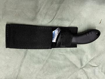 Coltello sub