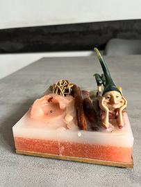 Candela decorativa con folletto