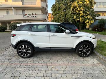 Range Rover Evoque 2.2 TD4 Pure MY2015
