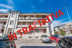 3 LOCALI A VILLAFRANCA DI VERONA