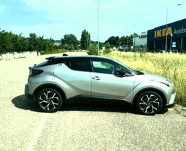 Toyota chr ibrida