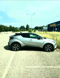 Toyota chr ibrida