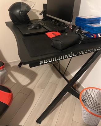 Scrivania gaming