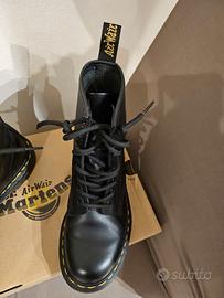 Anfibi Dr Martens