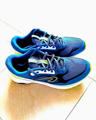 Scarpa running originale taglia 44