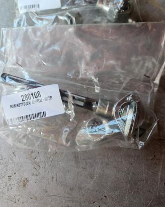 2 rubinetti benzina dx sx moto Guzzi Benelli nuovi