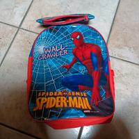 Zainetto Spiderman con astuccio ed accessori 