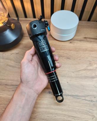 Ammortizzatore RockShox Deluxe Select+ (62.5 mm)