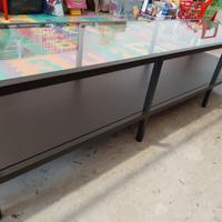 Mobiletto TV IKEA Modello Vittsjo.