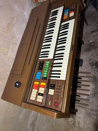 Organo due tastiere