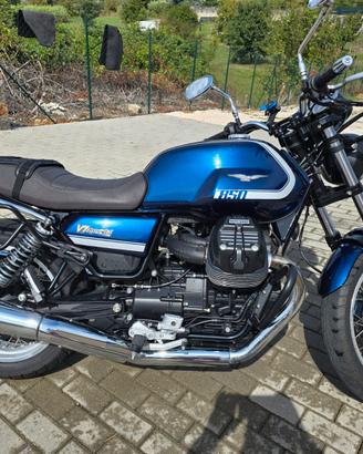 Moto Guzzi V7 Special - 2021
