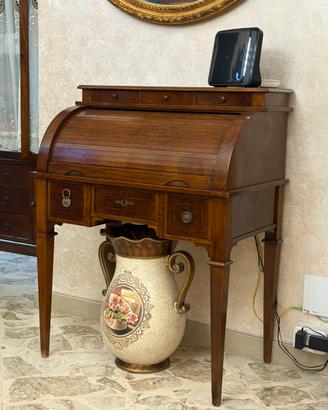 Scrivania a rullo in legno massello
