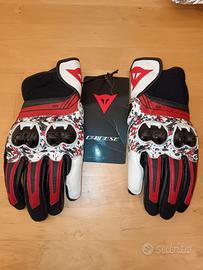Guanti in pelle Dainese da moto 
