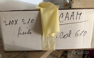 Tende a bande verticali