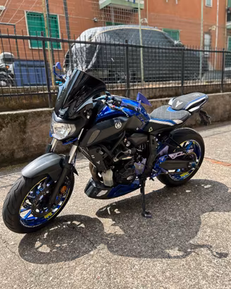 Yamaha MT-07 2019 Оttimo stato, ricca di accessori