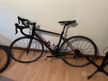 Bici da strada CUBE  Attain SL