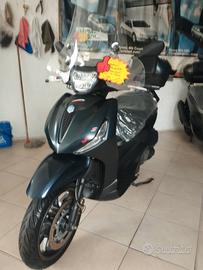 COME NUOVO BEVERLY 300 HPE ABS SPORT KM19000 GARAN