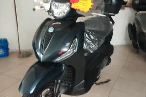 COME NUOVO BEVERLY 300 HPE ABS SPORT KM19000 GARAN